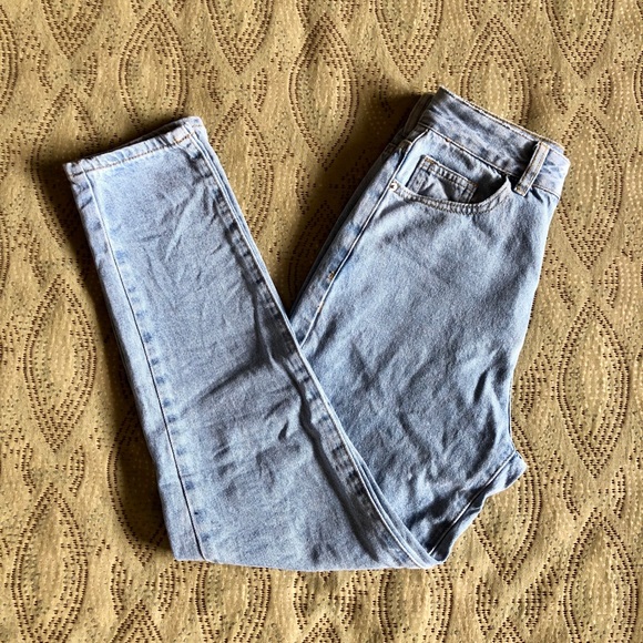 NEW Mom Fit Jeans - Picture 5 of 10